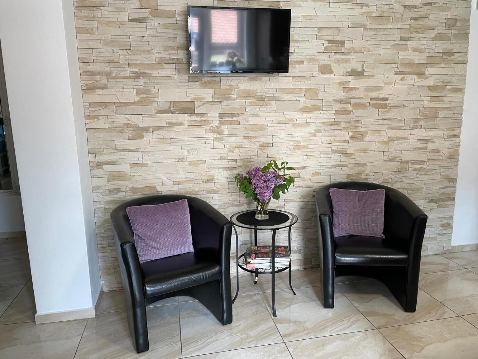 Penzion Sezemice Ngoại thất bức ảnh
