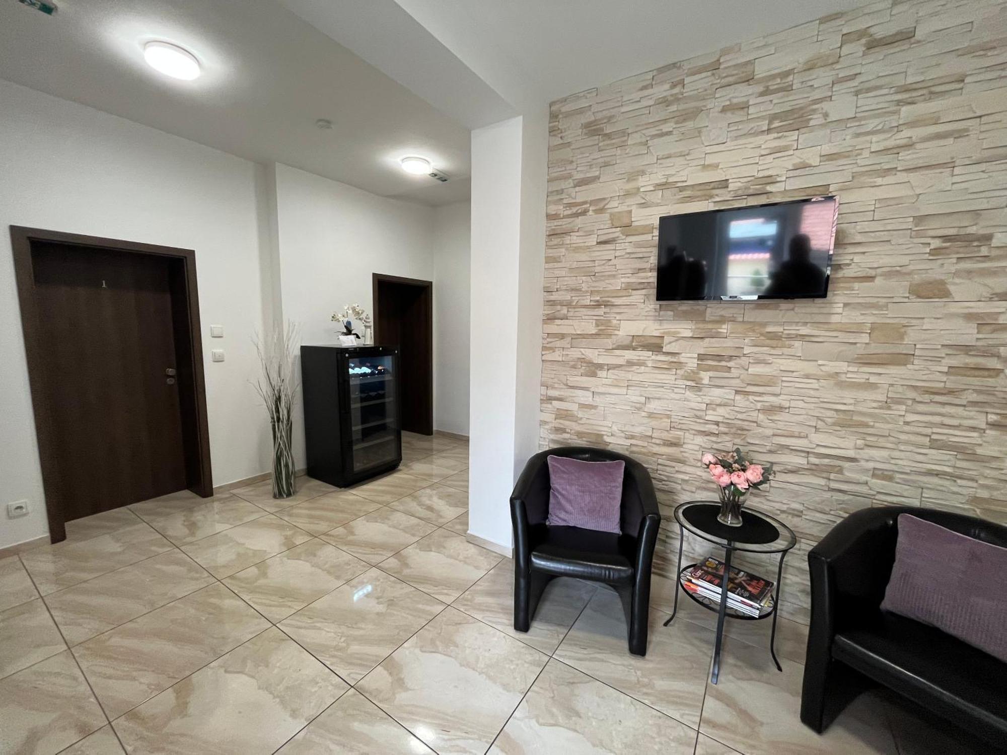 Penzion Sezemice Ngoại thất bức ảnh